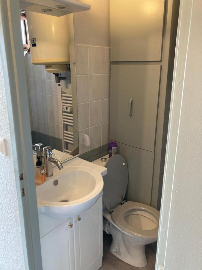 Apartment With Balcony In ジェラールメ エクステリア 写真